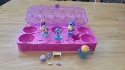 Hatchimals Alive! - Music Class Set egg carto...