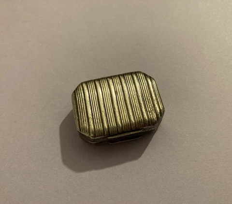 ALBERT SYDENHAM, 1811  GEORGE III SILVER VINAIGRETTE STRIPED FLORAL FILIGREE Cover