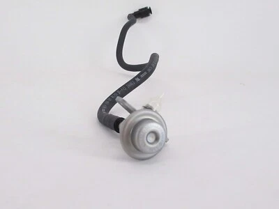 Amortiguador de combustible lado derecho NISSAN GENUINO INFINITI G37 FX35 EX35 Q50 22675 - JK20B Foto 1 de 3