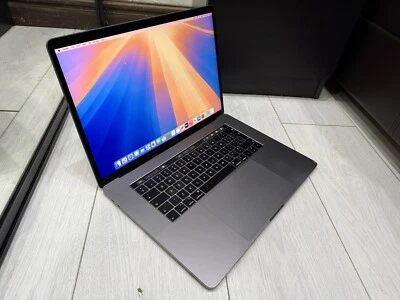 Apple MacBook Pro Retina 15.4” 2019 1TB SSD 32GB Ram 2.3GHz 8-Core i9 Vega 20 - Image 1 of 4