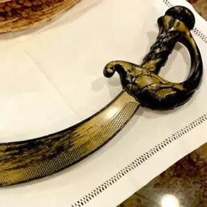 Beautifully DETAILED Plastic Sword - Toy Halloween or dress up - Picture 1 of 3