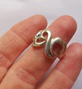 Sterling Silver Unusual Design Ring, Size R. R99 - Bild 1 von 3