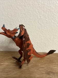 Figura Drago Mitico Corna Alate Creatura 4.5"H 8.5"L Rosso Arancione Bambino Galassia - Foto 1 di 16