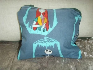 NEW MADE NIGHTMARE CHRISTMAS JACK SALLY PRINT ZIP COIN PURSE 16cms x 13cms - Picture 1 of 4