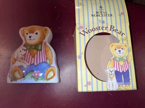 Wooster Bear Bank Royal Worcester England feines Porzellan 1993 in Box, 5" hoch - Bild 1 von 6