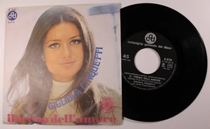 GIGLIOLA CINQUETTI Il Treno Dell'Amore 1969 C.G.D N 9716 Italy 45 VG+ - Picture 1 of 2