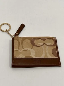 Portachiavi Coach donna mini skinny porta carte d'identità firmato tessuto pelle cachi - Foto 1 di 6