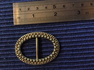 Vintage gold tone oval buckle - Picture 1 of 3