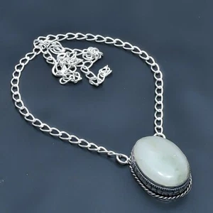 Green Apatite Handmade Gemstone Jewelry Necklace 18" - Picture 1 of 1