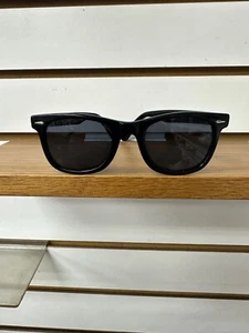Authentische Runway Sonnenbrille Sonnenbrille RS618 schwarzes Gestell schwarze Gläser 49 mm - Bild 1 von 4