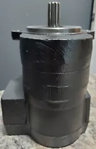 83D12393, Sauer Danfoss, Pompa per ingranaggi idraulici - Foto 1 di 8