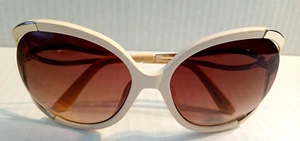 Kenneth Cole Reaction Sonnenbrille pfirsichfarben/goldfarben Metall übergroß Schmetterling KC1193 - Bild 1 von 10