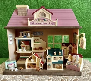 Sylvanian Families Miniature House Shop, Toy Shop - Picture 1 of 24