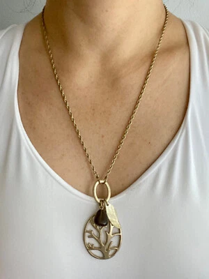 Ожерелье с духовной подвеской KENNETH COLE из матового золота дымчатого кварца листьев деревьев ветвей - Изображение 1 из 4