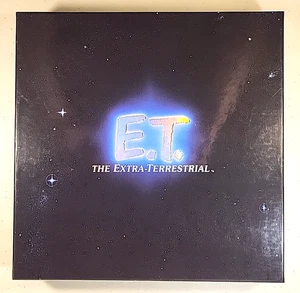 E.T. The Extra-Terrestrial (Laserdisc Signature Collection) 4-discs & CD *LN* - Foto 1 di 13