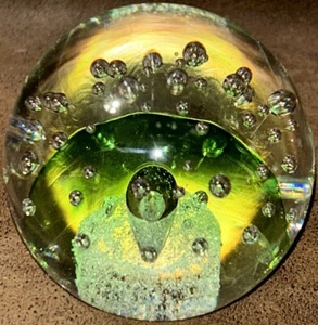 Vintage Murano Style Green Clear Bubble Art Glass Paperweight Hand Blown 4x3.5" - Picture 1 of 13