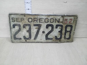 Oldtimer 1952 Oregon Nummernschild mit 1952 Lasche - Bild 1 von 1