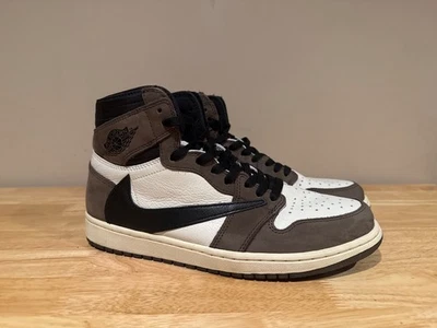 Talla 10.5 - Jordan 1 Retro OG x Travis Scott High Mocha Foto 1 de 4
