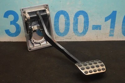 Mercedes Benz G550 G63 G65 2016 W463 montaje de pedal de freno AMG 4632940701 Foto 1 de 4