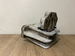 FORD TRANSIT CUSTOM 2.0 DIESEL ENGINE MOUNT GK21-6R012-CC - Picture 1 of 2