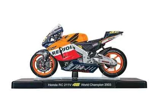 VALENTINO ROSSI Honda RC 211V 2003 MotoGP Bike - Collectable Model - 1:18 Scale - Picture 1 of 1