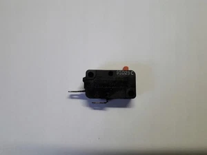 Desmontado con Panasonic NN-E235M, microinterruptor 95D29C - Imagen 1 de 1