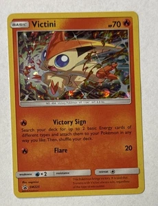 2019 Victini SM225 Sonne & Mond Black Star Promos Kosmos Holo Pokémon TCG Ungraded - Bild 1 von 2