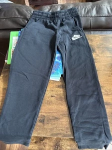 Nike Black Joggers Never Worn Medium Boys - Picture 1 of 4