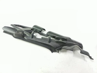 11 Cubierta de carenado de subchasis trasero derecho Triumph Tiger 800 XC 2303015 Foto 1 de 4