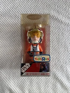 Funko Wacky Wobbler Star Wars Luke Skywalker X-Wing Exclusive Toys R Us - Picture 1 of 12