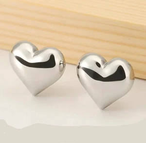 Clip on 1/2" shiny silver heart button style earrings - Picture 1 of 4