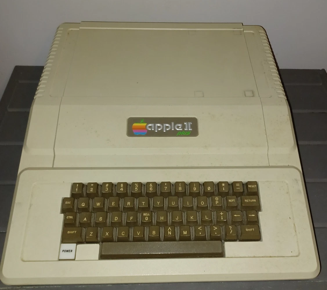 Apple II Plus Vintage Computers & Mainframes for sale - eBay
