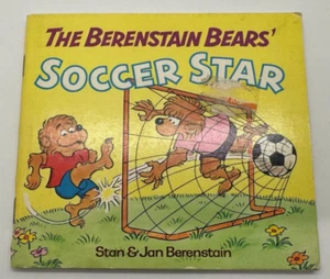 Vintage 1983 Berenstain Bears Mini Book Soccer Star Stan & Jan 2nd Run - Picture 1 of 4