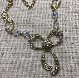 Bow Necklace- Delicate Bow W/ Crystals,Glass Beads, Flower Connectors, Gold Tone - Picture 1 of 5