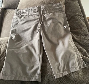 Vintage Nike Bermuda Shorts Women’s Small Medium Brown Side Snap Golf - Picture 1 of 5