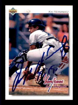 1992 Upper Deck Minor League #158 Kiki Hernandez - On Card Autograph - Image 1 of 2