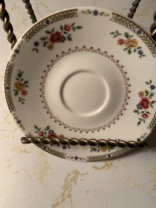Royal Doulton Kingswood Saucer - Picture 1 of 1
