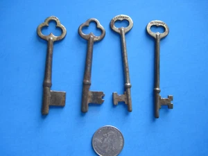 Skelaton Keys , Pk Of 4 , Vintage - Picture 1 of 5