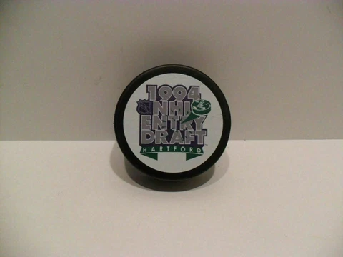1994 NHL Draft Hockey Puck BRAND NEW! Edmonton Oilers Ed Jovanovski #1 Pick Cover