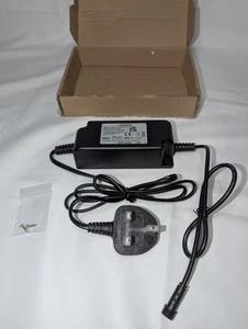 Adattatore Driver LED 30W 12V Alimentatore LED Impermeabile IP67 Bassa Tensione Led - Foto 1 di 5