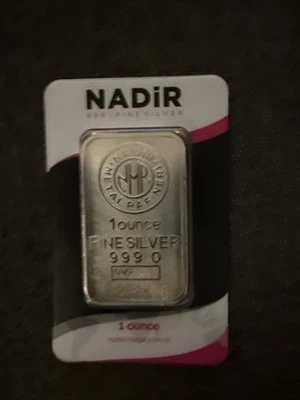 Barra de plata Nadir ensayo .999 de 1 oz, número de serie individual Foto 1 de 2