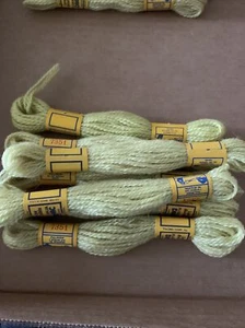 DMC Floralia Divisible Needlepoint Crewel Persian Wool Yarn 7 Skeins 3 Ply #7351 - Picture 1 of 1