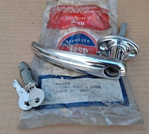 1960's Jeep CJ5 NOS Kaiser Jeep OUTSIDE DOOR HANDLE w/ LOCK CYL & KEYS - Picture 1 of 2