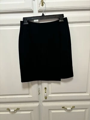 Falda deportiva Geoffrey Beene negra envolvente a presión para mujer talla 4” Foto 1 de 4