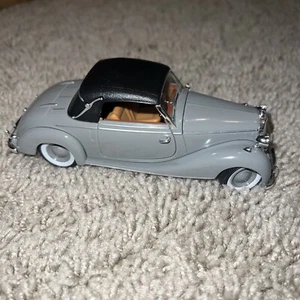4I 1950 Mercedes Benz 170S Convertible 1:32 Die-Cast Signature Model 32375 - Picture 1 of 4