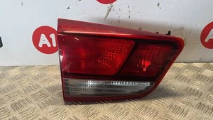 KIA RIO MK4 NS 2017-2021 UNIDAD DE LUZ INTERIOR DEL LADO DEL PASAJERO - Imagen 1 de 5