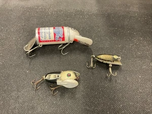 3 Vintage Heddon Fishing Lure Lot (1 Price 1 Lot) - Picture 1 of 3