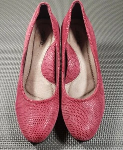 Earth Women's Red Pumps sz 7B (S4) - Picture 1 of 10