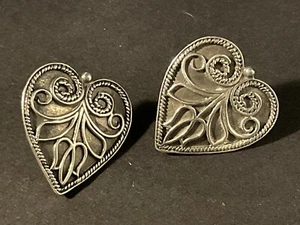 Vintage 925 Silber MMA/UPM Ohrringe Blumenmuster Herzform Nieten - Bild 1 von 4