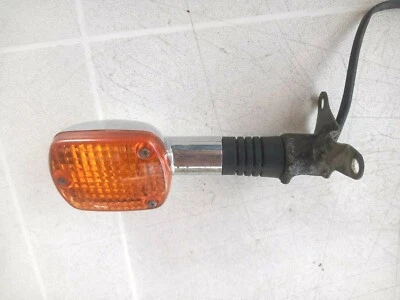 Honda vf 500c v30 magna 1984 Rear turn signal light indicator - Image 1 of 4